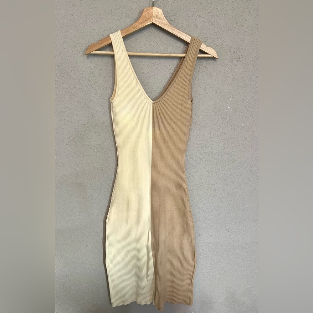 Design History Ribbed Dress Size S - Picture 3 of 3
